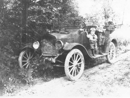 Bruce and Ronald Henderson