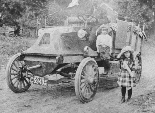 Charles Wellington Henderson, LaVern & Florence