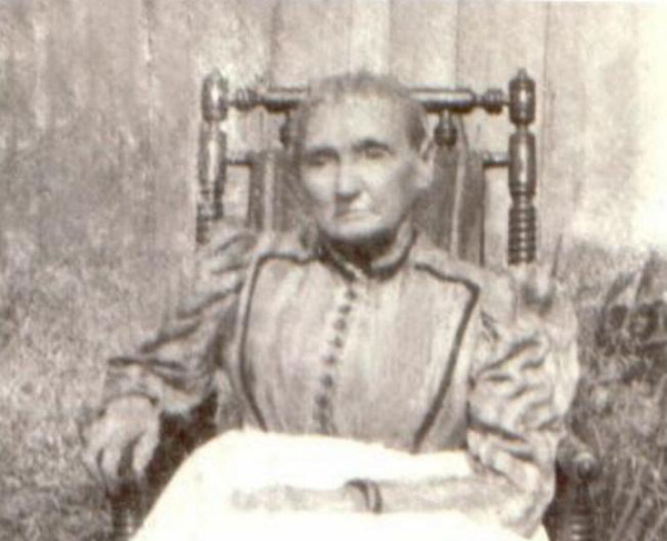 Hester? or Elmira Elizabeth Cole (Zurner)