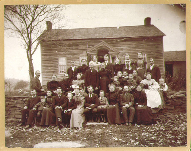 unidentified family group - Cabin Hill?